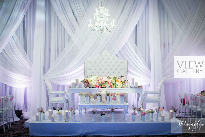 Fairytale Wedding in Montreal Using Pastels