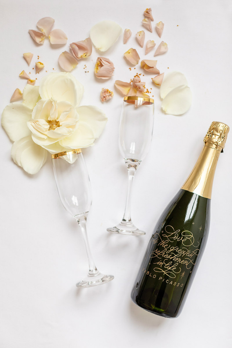 AllyLightfoot_07 wedding champage