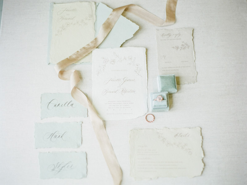 bohemian wedding decor22 bohemian wedding invitations