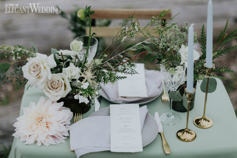 beautiful wedding accessories15 intimate wedding setup