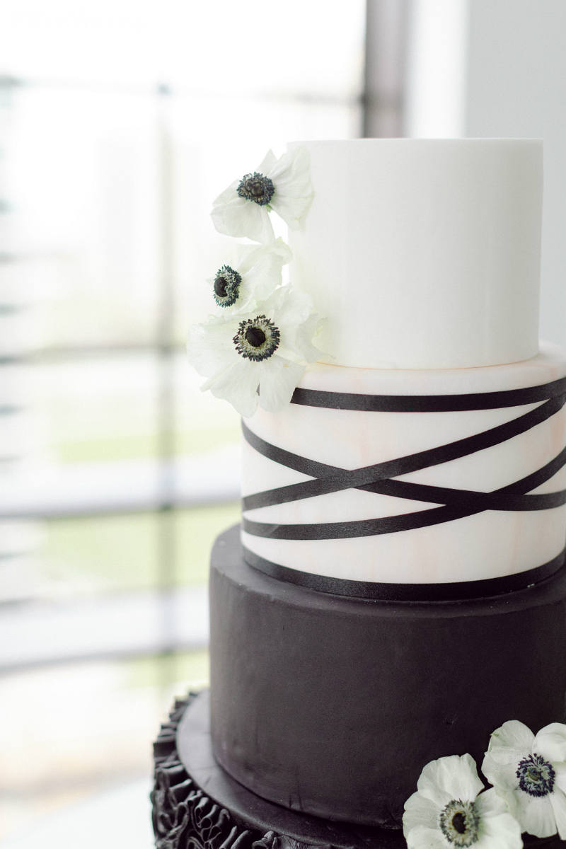 Art Deco meets Romantic French-Inspired wedding142 black and white art deco wedding cake