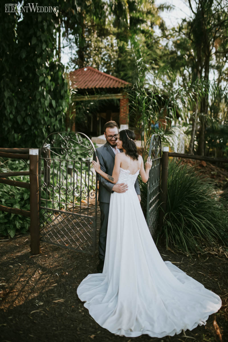 trending outdoor wedding decor16 bride and groom in a garden wedding theme