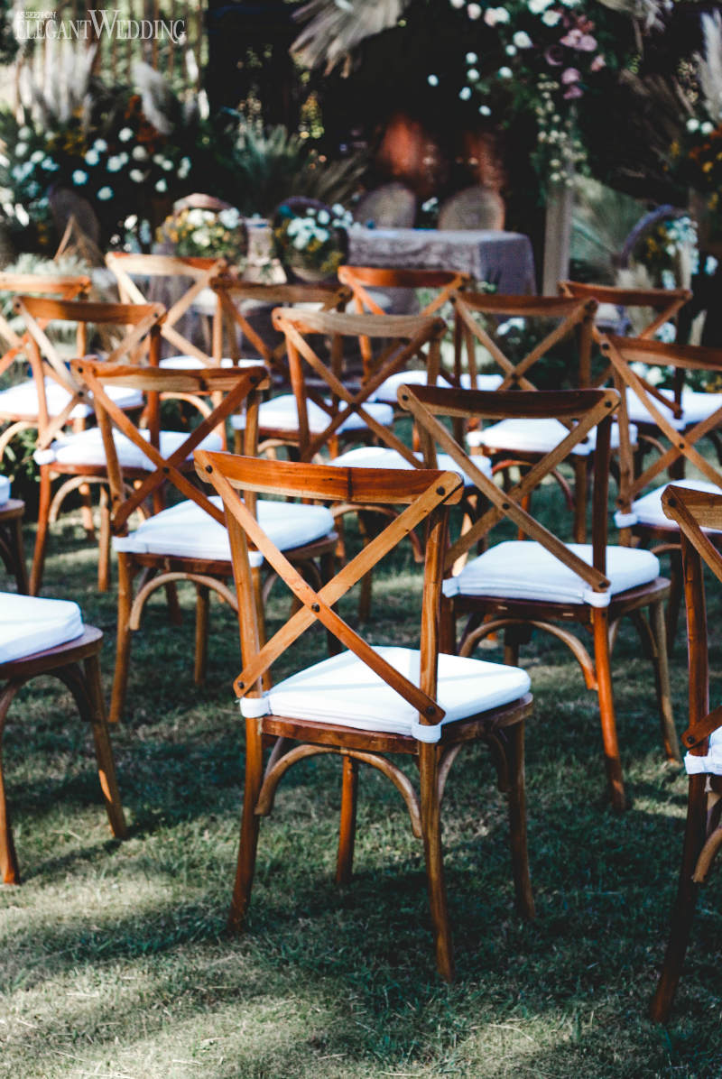 trending outdoor wedding decor6 Picture-Perfect Outdoor Wedding Decorations wedding ceremony