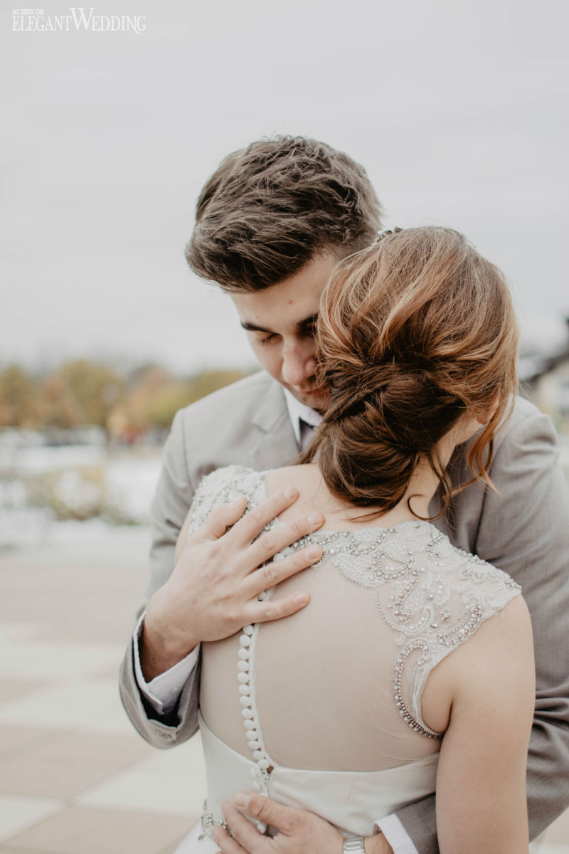 samantha-gades-7JUDLPlA114-unsplash wedding pictures