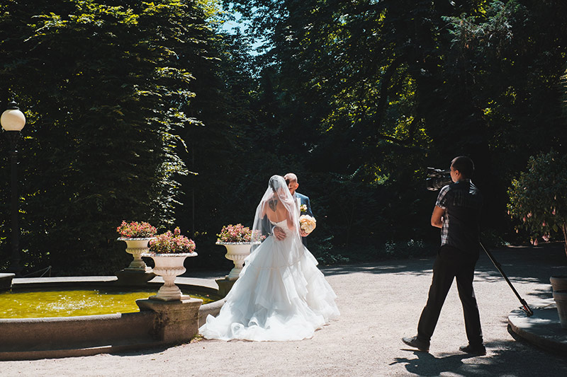 videography-for-your-wedding-day tips on hiring a videographer