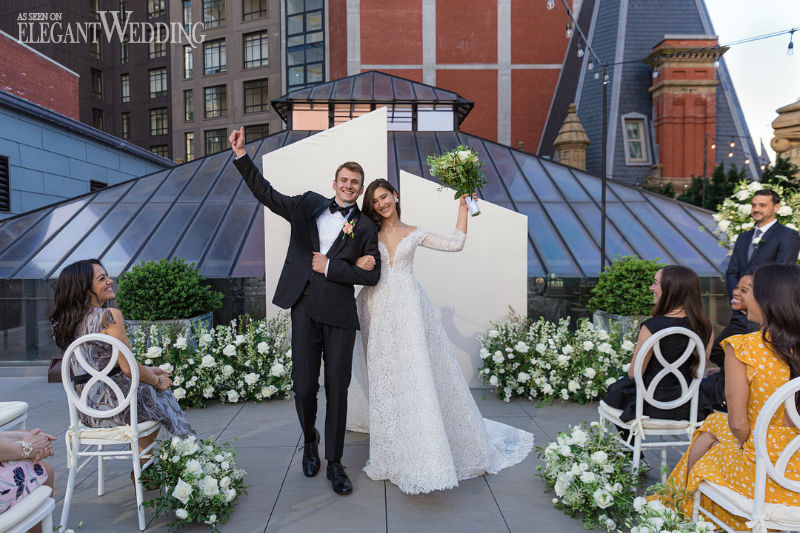 Rooftop Micro Wedding at The Beekman_Melani Lust Photography _beekman_0748_low micro wedding on a roof top