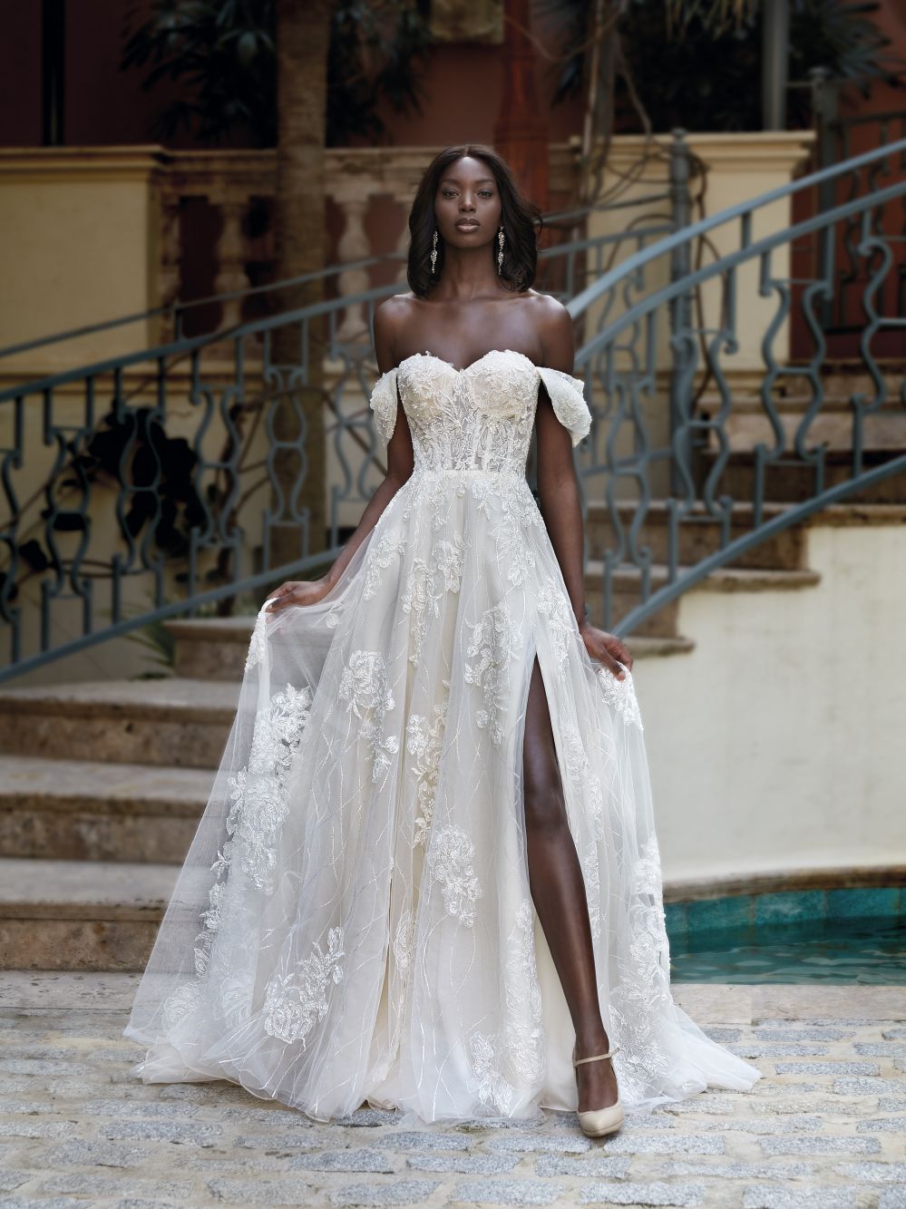 1200-2 a line wedding dress