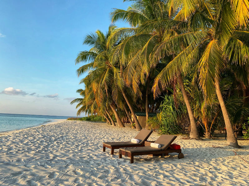 upgraded-points-KVym2PAn1gA-unsplash honeymoon beach destination
