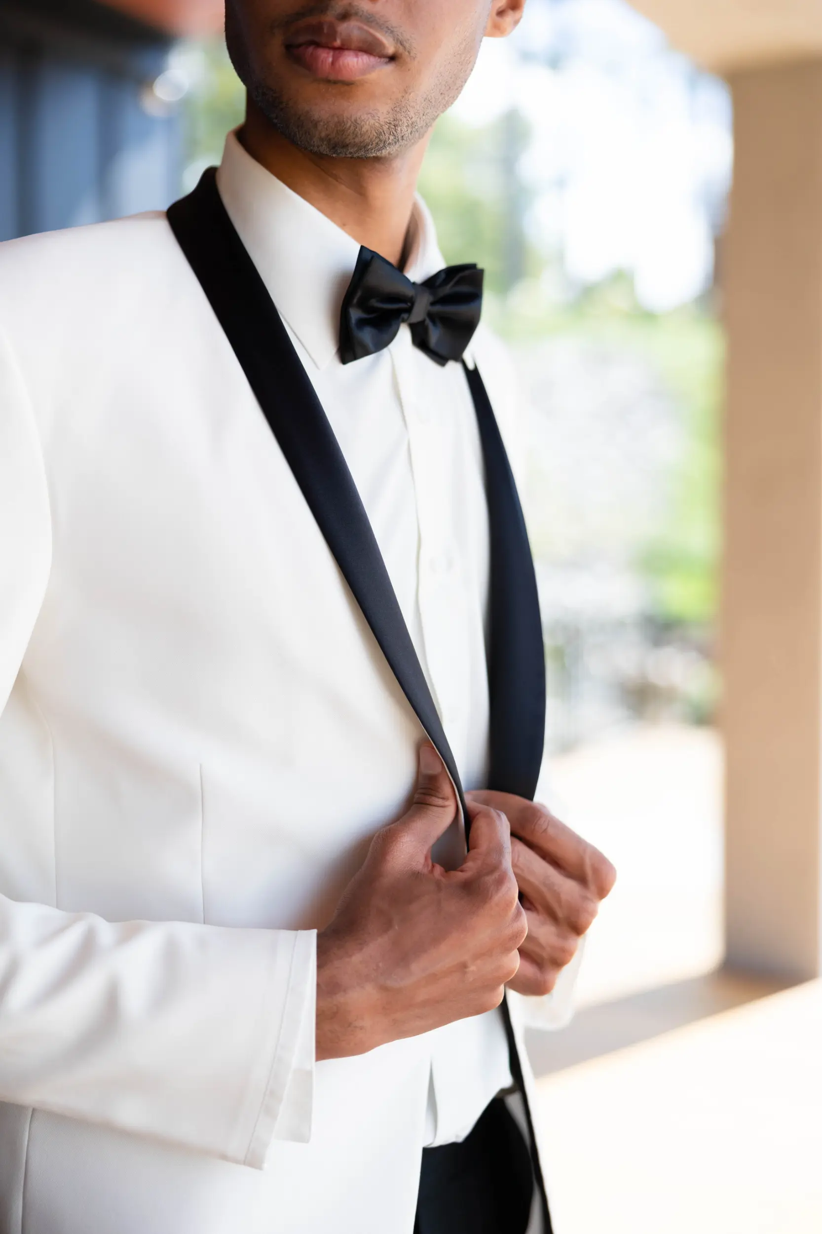 641A7788 white and black tuxedo
