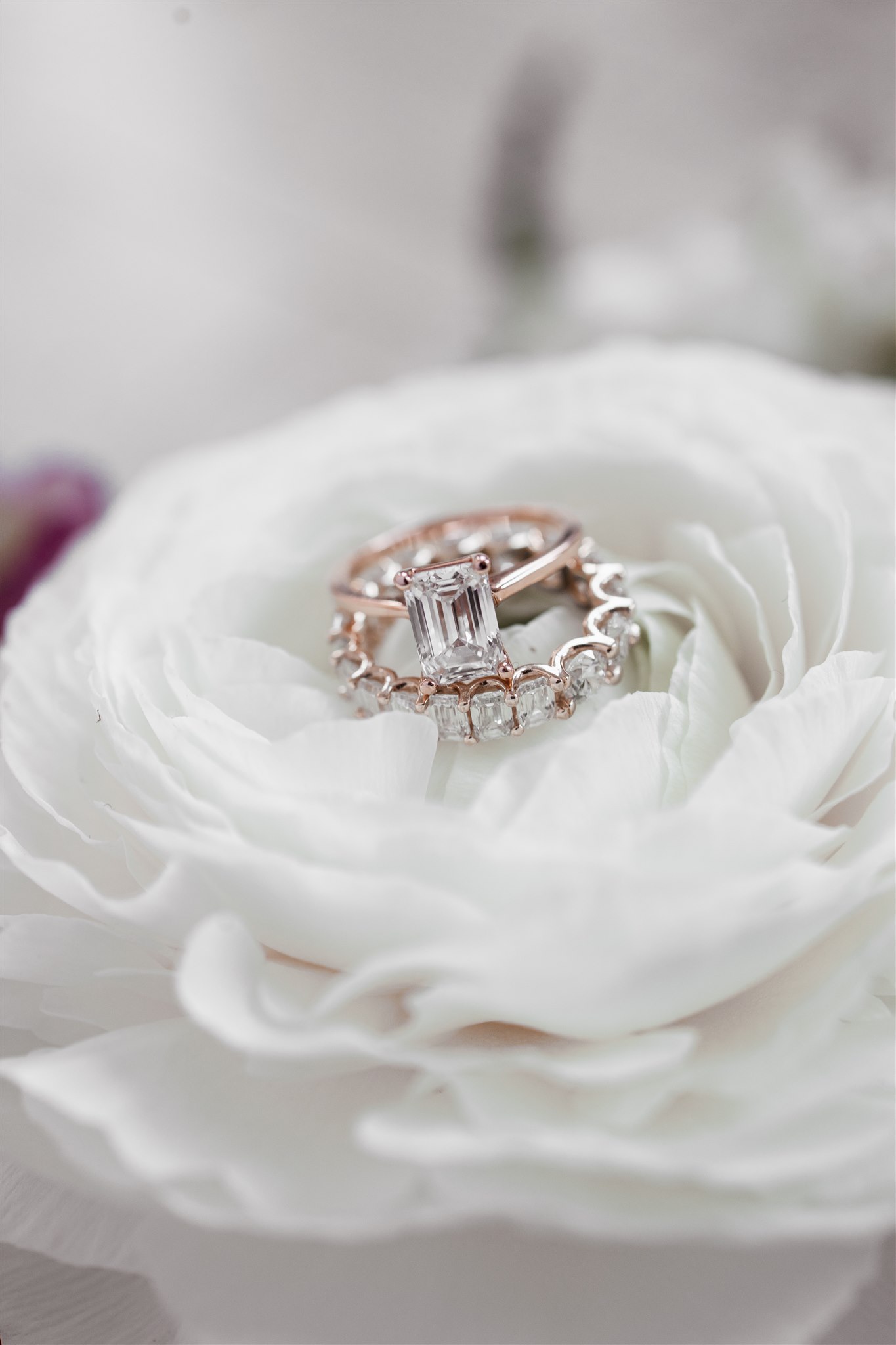 Elegant Wedding diamond rings