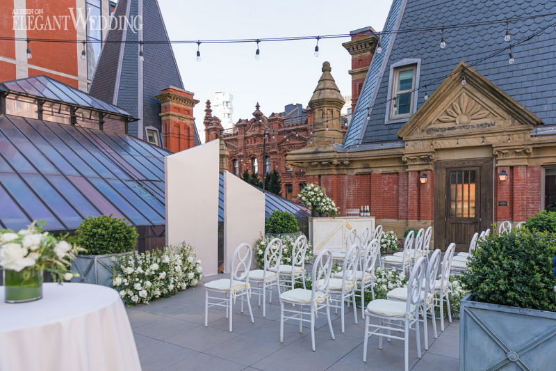 Rooftop-Micro-Wedding-at-The-Beekman_Melani-Lust-Photography-_beekman_0681_low rooftop ceremony