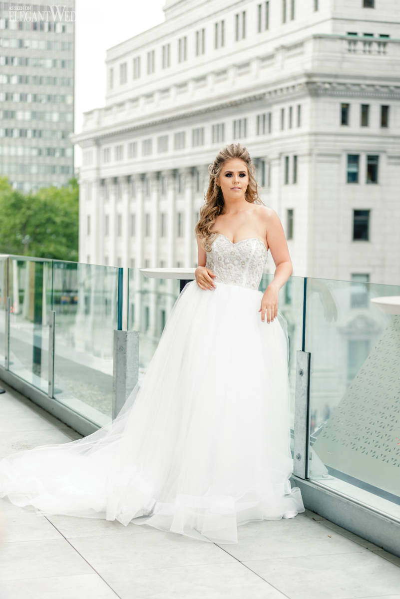 elegant-wedding-glamorous-tropical-wedding-on-a-rooftop11 roof top wedding