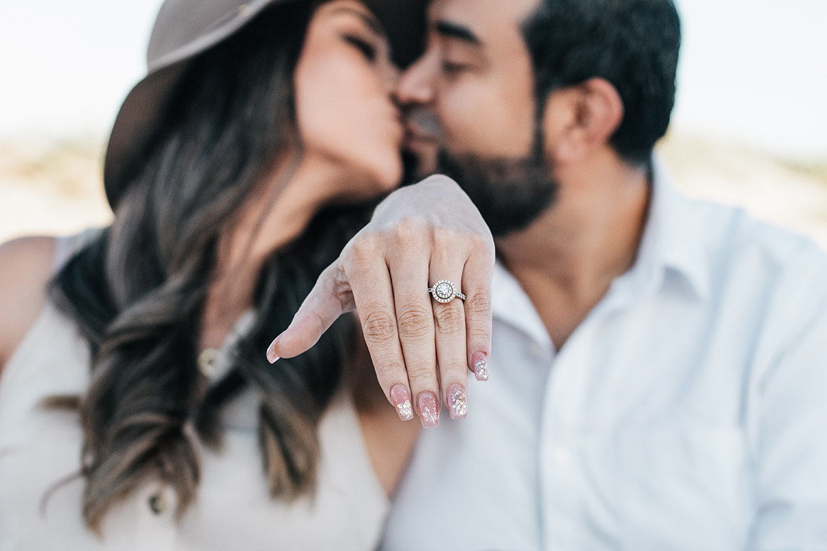 alba-rebecca-qmWy3Se71z8-unsplash wedding ring trends