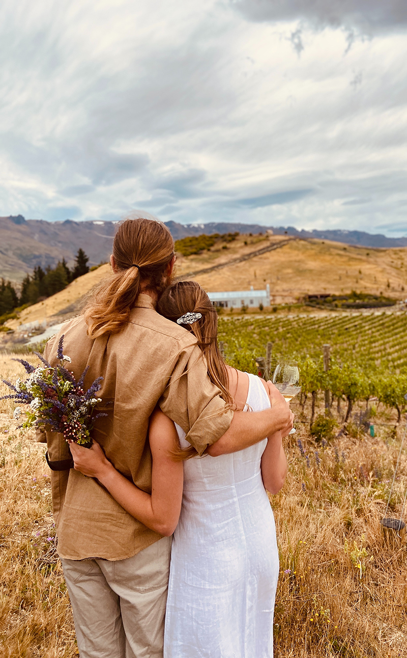 anthea-lawrence-Xz3LpZb2gWY-unsplash vineyard wedding