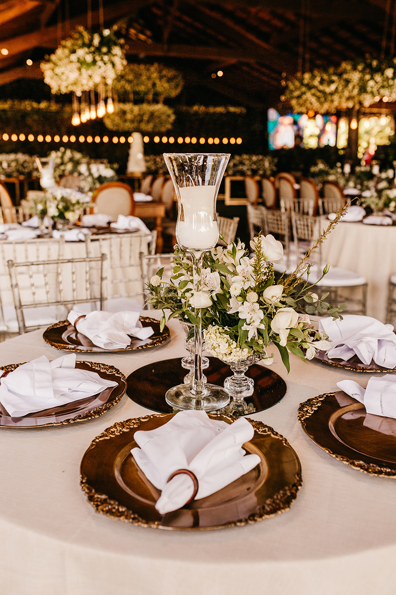 pexels-jonathan-borba-12876497 finding the perfect wedding venue