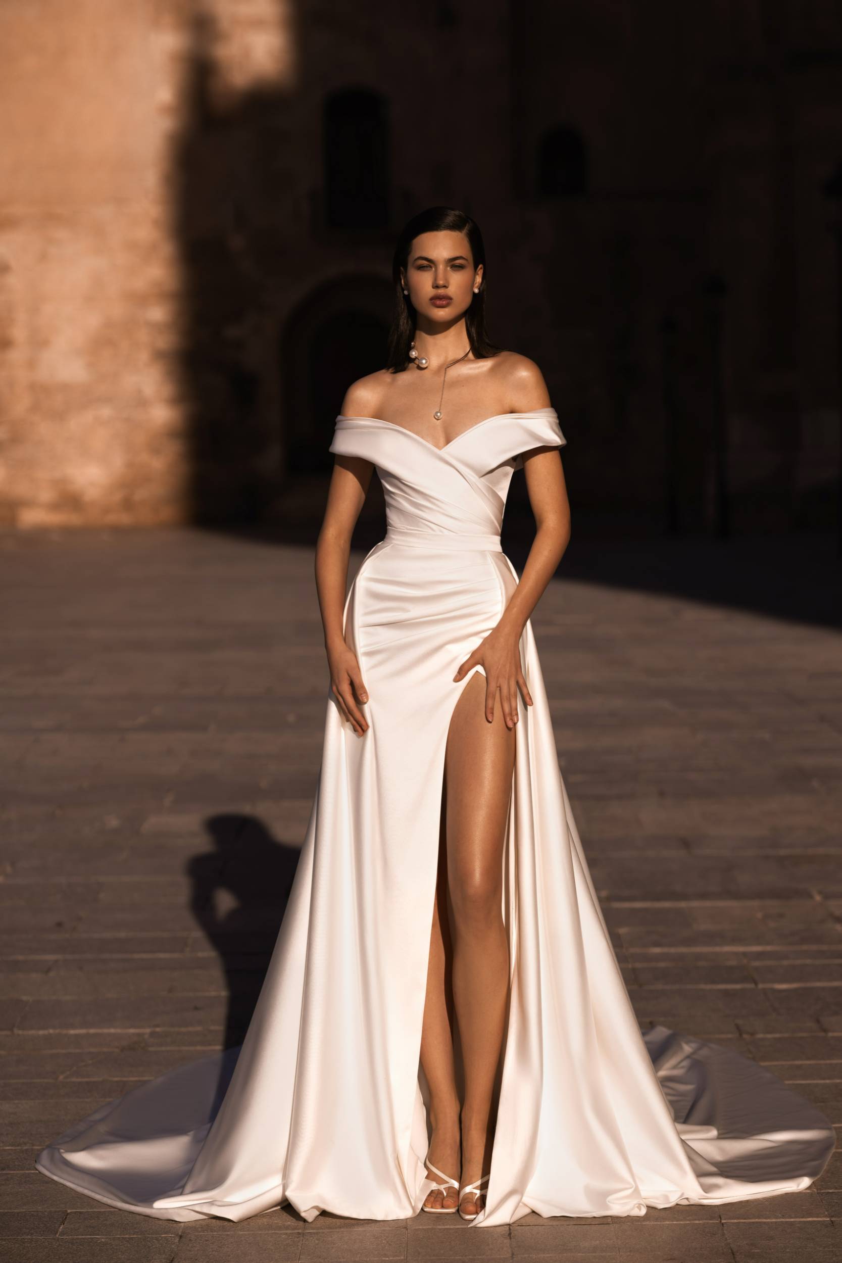 Demia Alma de Oro collection from WONA