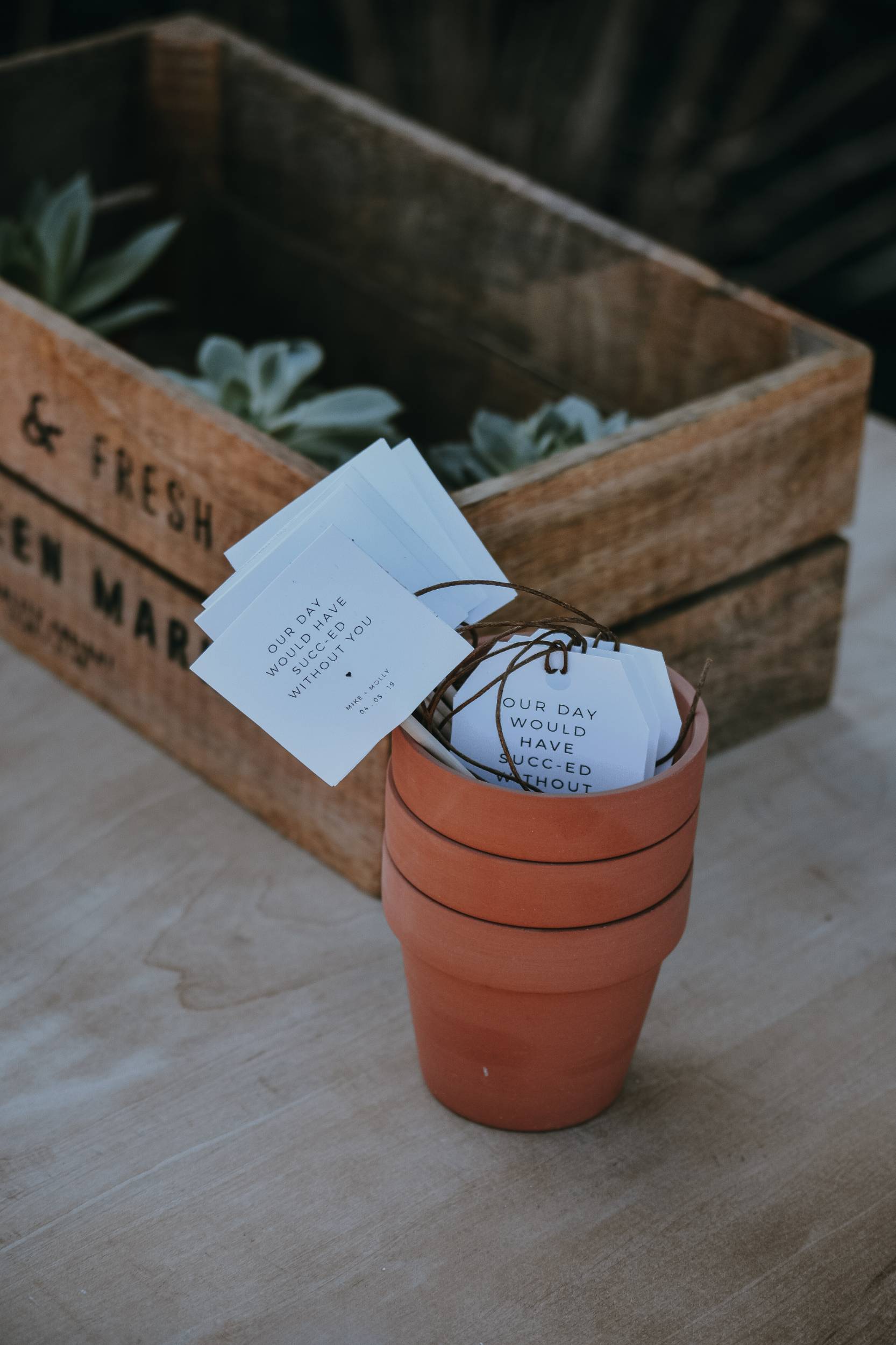 jacalyn-beales-amfTCR6qIek-unsplash diy wedding favors