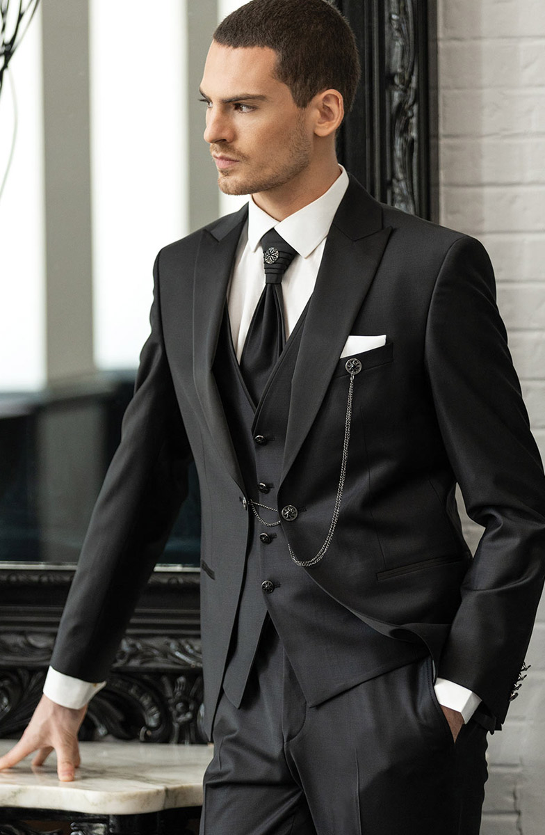 Baggi Montreal tuxedo company