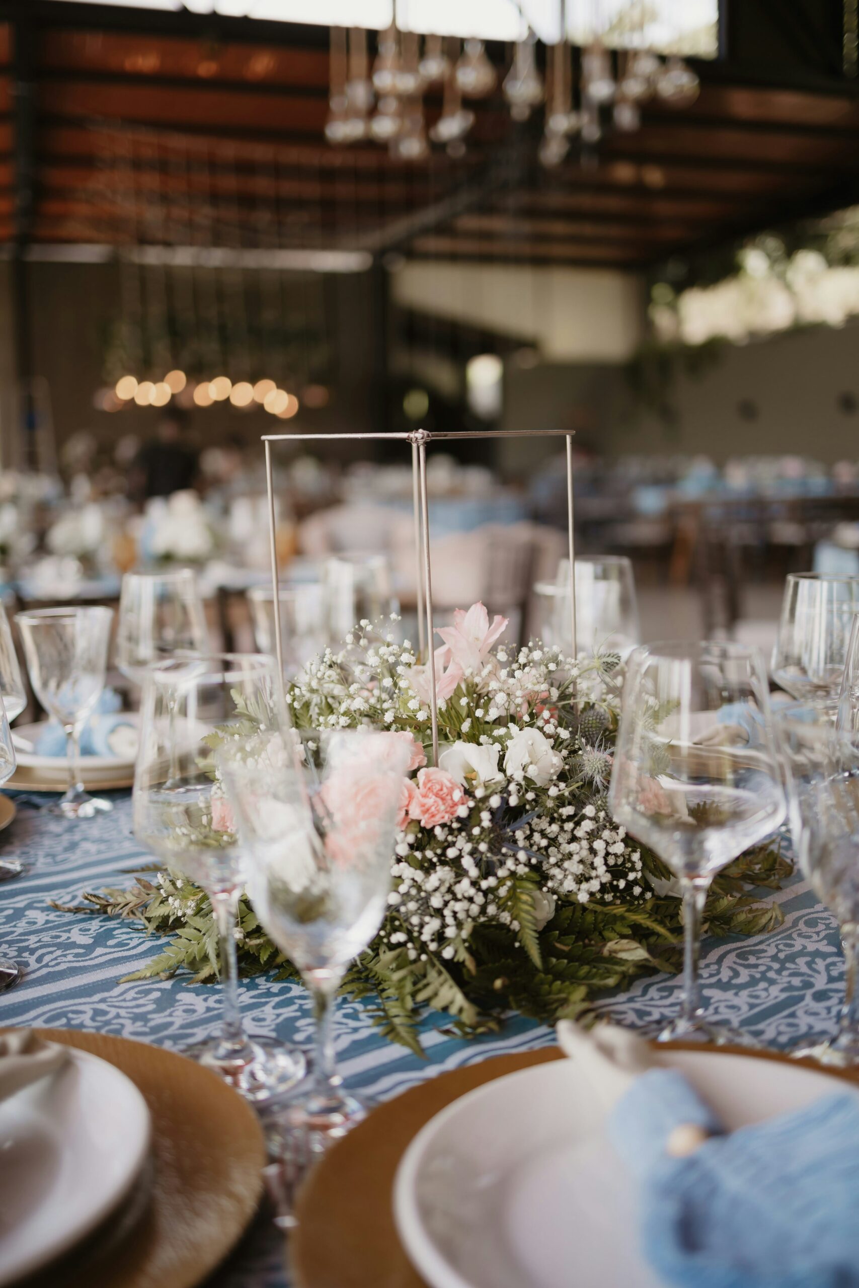 jsb-co-jaed-PVAGgg-unsplash plan a wedding budget