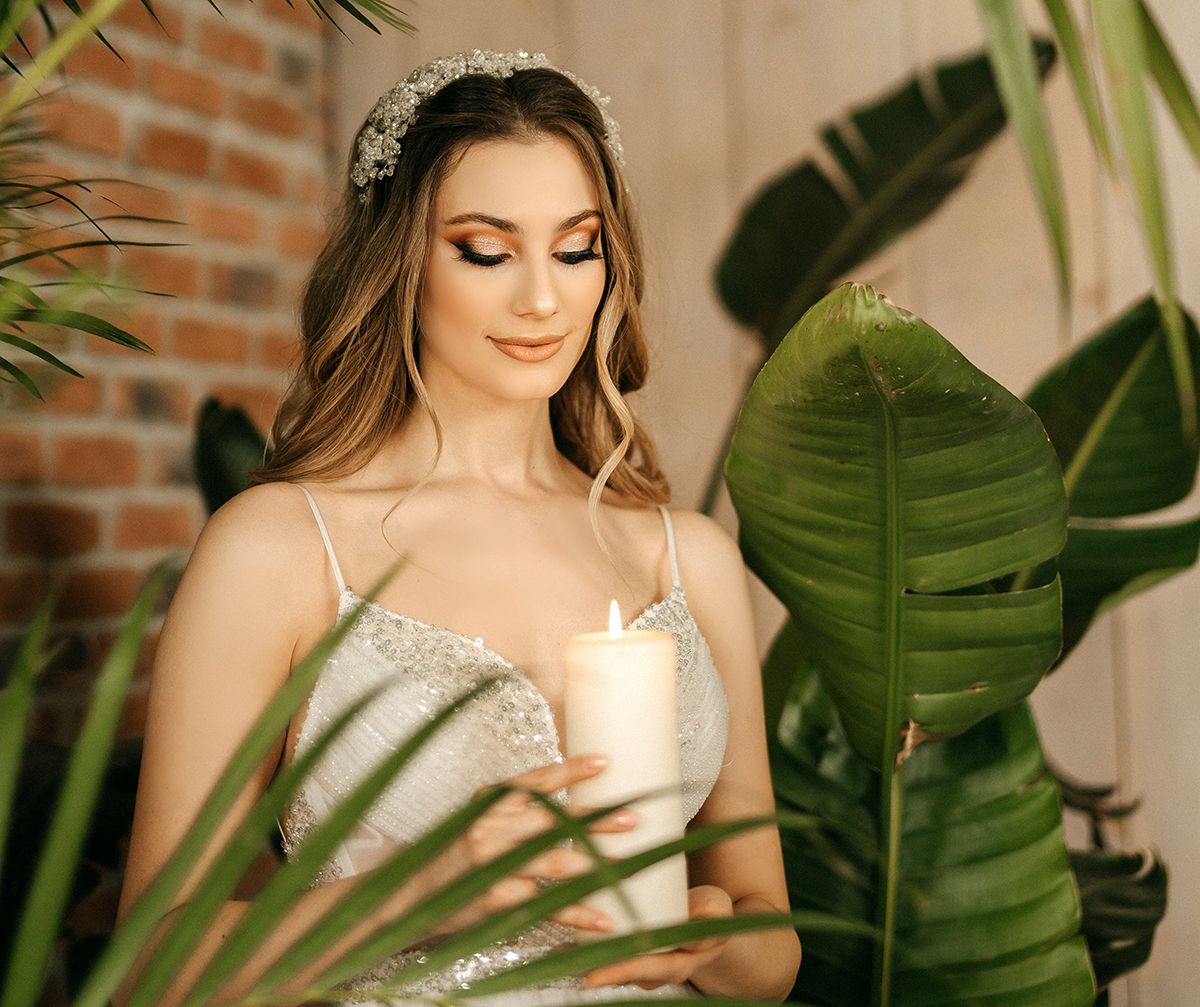 lena-R1ZQdKgWOkQ-unsplash bride on a pre-wedding routine