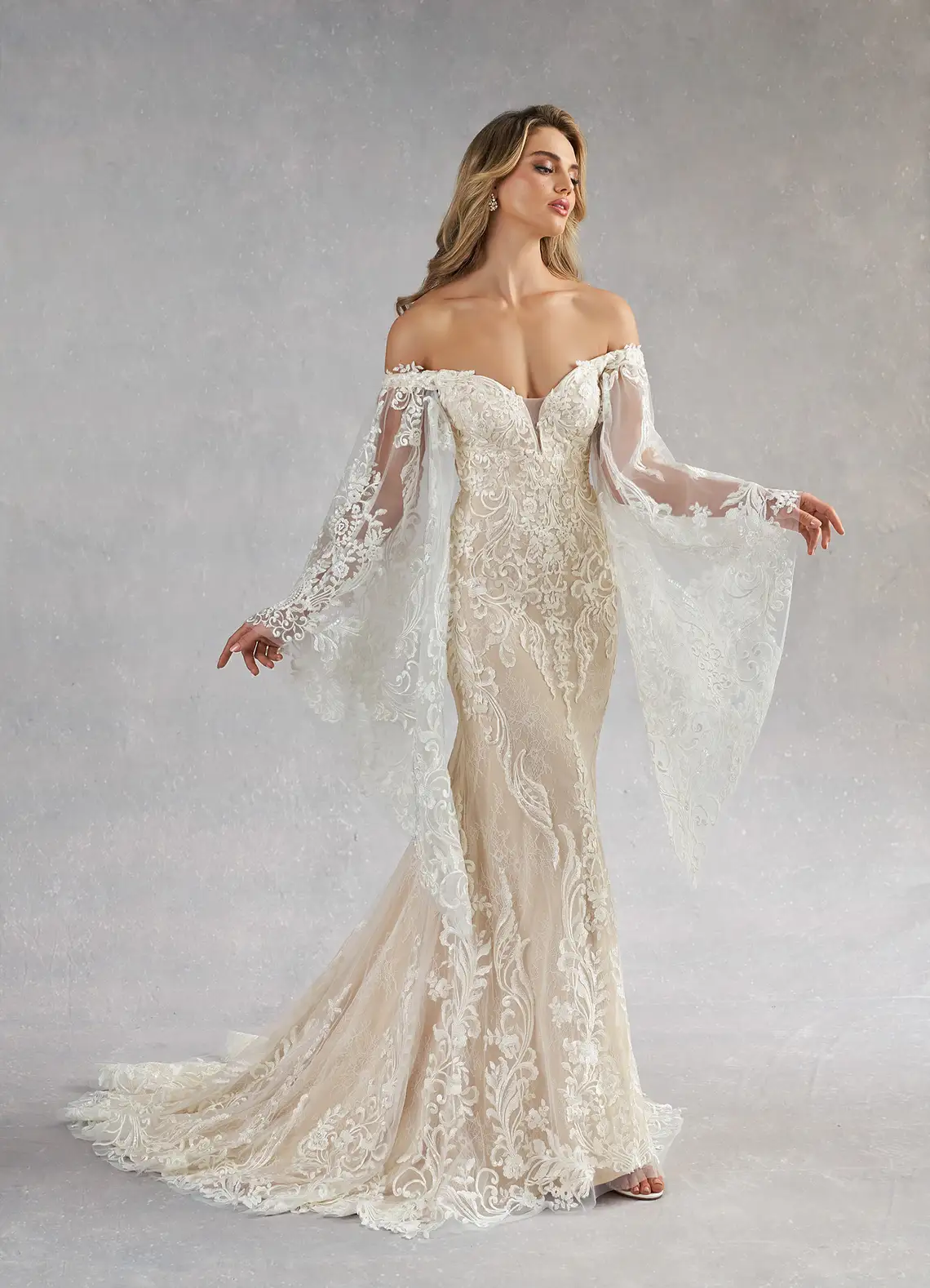 0ab1c2e338556e2bc500ca863e1f4f8e.jpg Azazie Mermaid V-Neck Sequins Stretch Crepe Cathedral Train Dress Diamond White