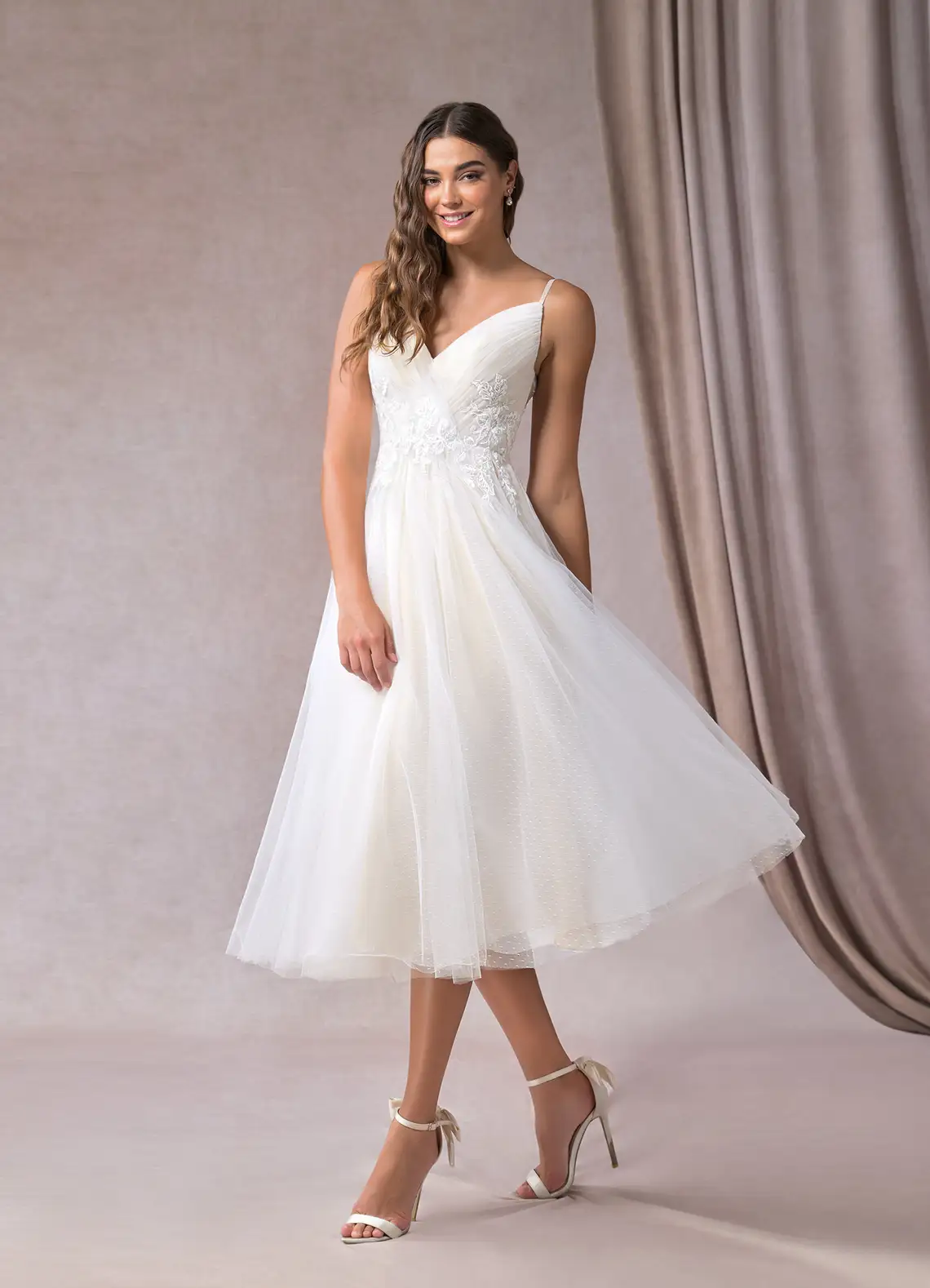 A-Line V-Neck Sequins Tulle Tea-Length Dress Diamond White:Champagne A-Line V-Neck Sequins Tulle Tea-Length Dress Diamond White/Champagne