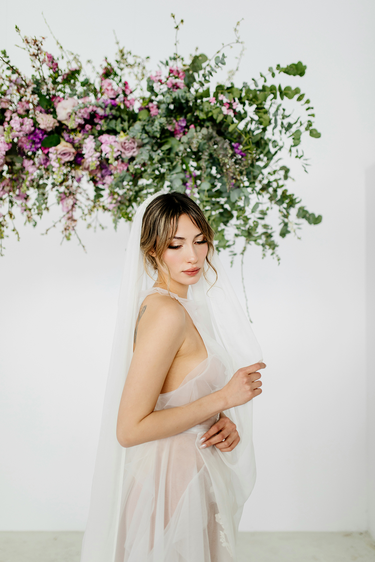 ahmed-IHjr7PadNKo-unsplash tips on planning a wedding flowers