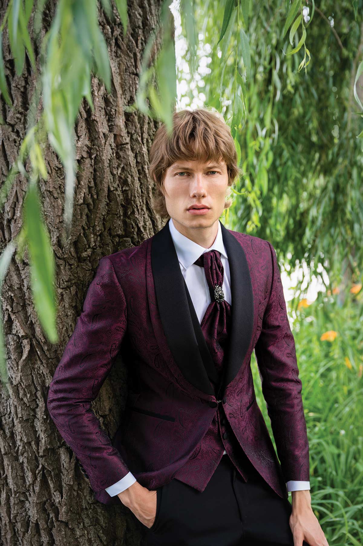 eleg2023_1946 burgundy tuxedo from jaco uomo
