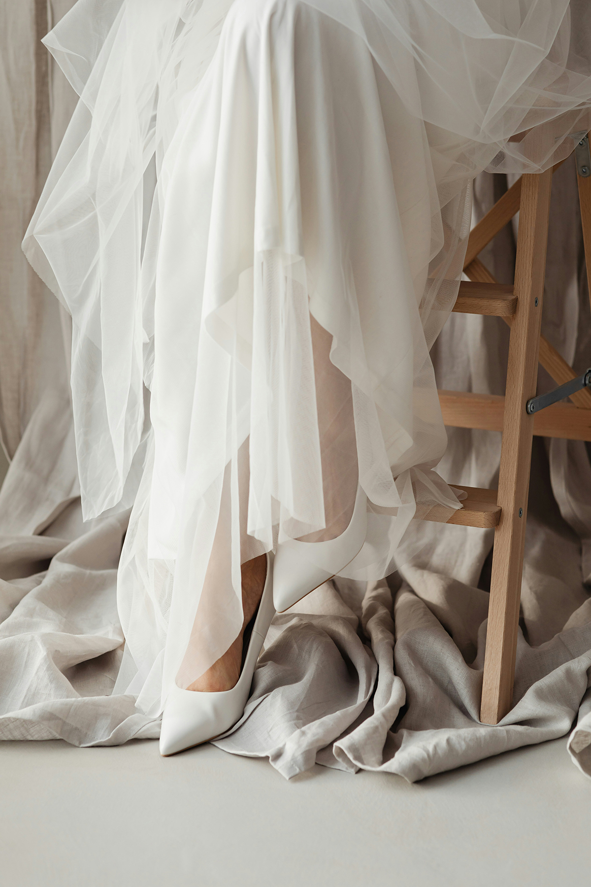 karolina-grabowska-R2txNeMEs_I-unsplash ethical wedding dress