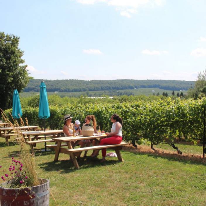 LA BULLERIE PICNIC TABLE Discover La Bullerie: A Hidden Gem for Unforgettable Experiences