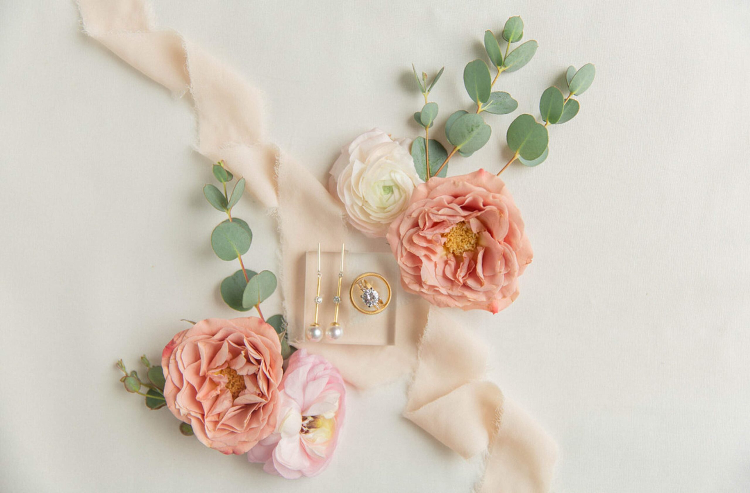 Unique Wedding with a Hot Air Balloon Elegant Wedding