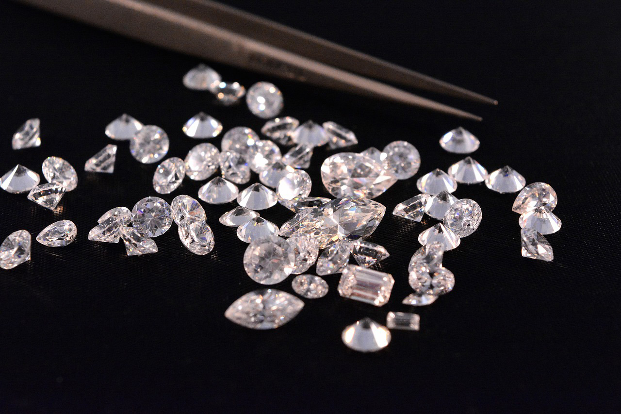 diamonds-4040800_1280 diamond cuts