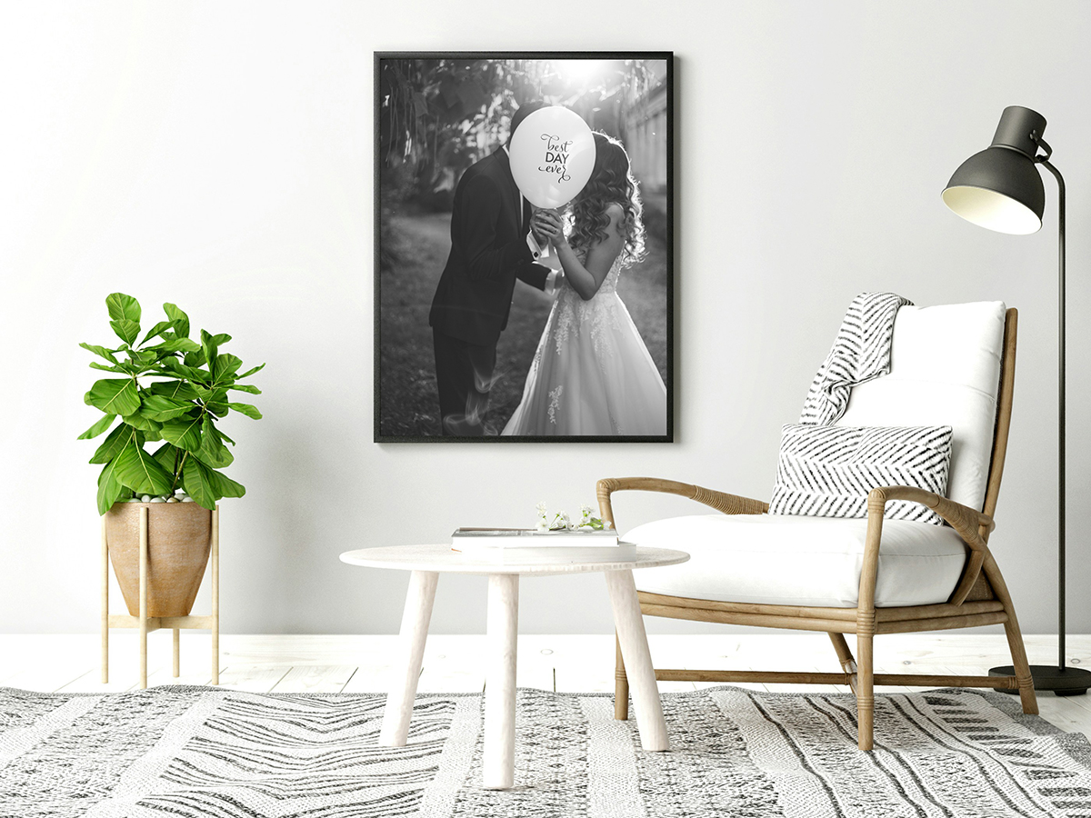 getty-images-nTHPsUbUy0U-unsplash canvas wall art turn your wedding prints into artwork