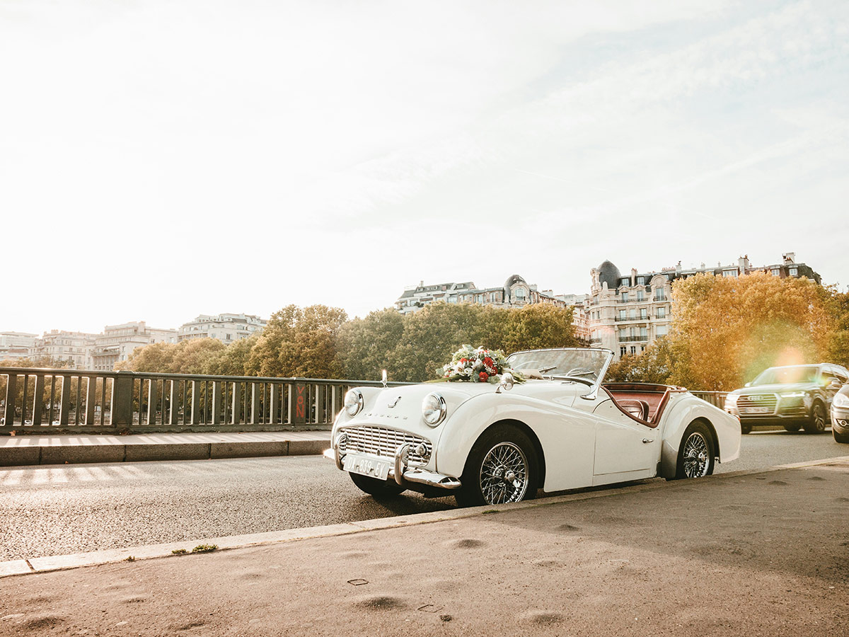 yan-berthemy--9fiSfOzCiA-unsplash wedding transportation