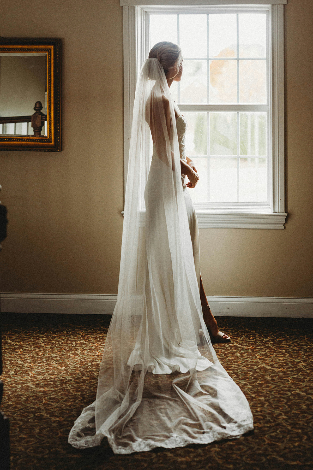 tracy-truhan-7-D5C6ioPCw-unsplash long wedding veil
