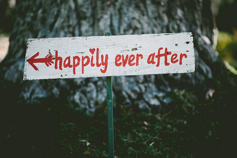 ben-rosett-RBouLnm0L0Q-unsplash financial planning when you get married