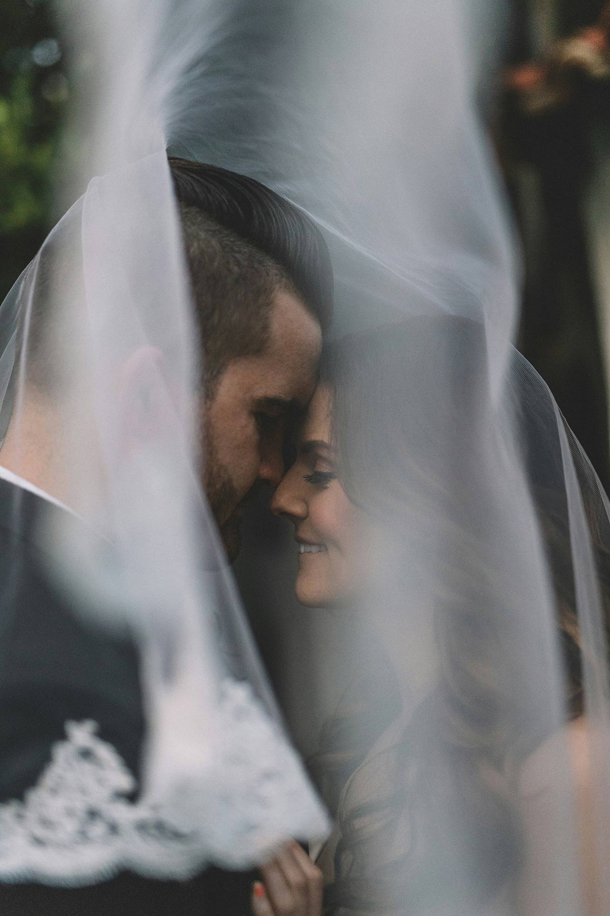 nathan-dumlao-BOhDR9n4u2s-unsplash finding your wedding date with Numerology