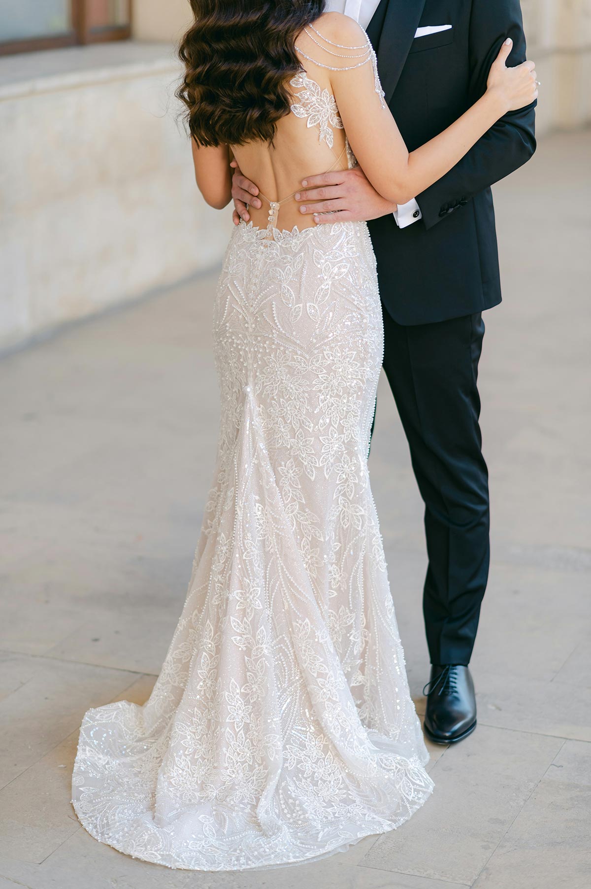 soulseeker-creative-photography-vhg0uvFiCKw-unsplash lace wedding dress