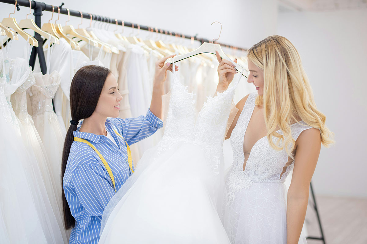 getty-images-d-bHgQ7o29s-unsplash bridal shopping