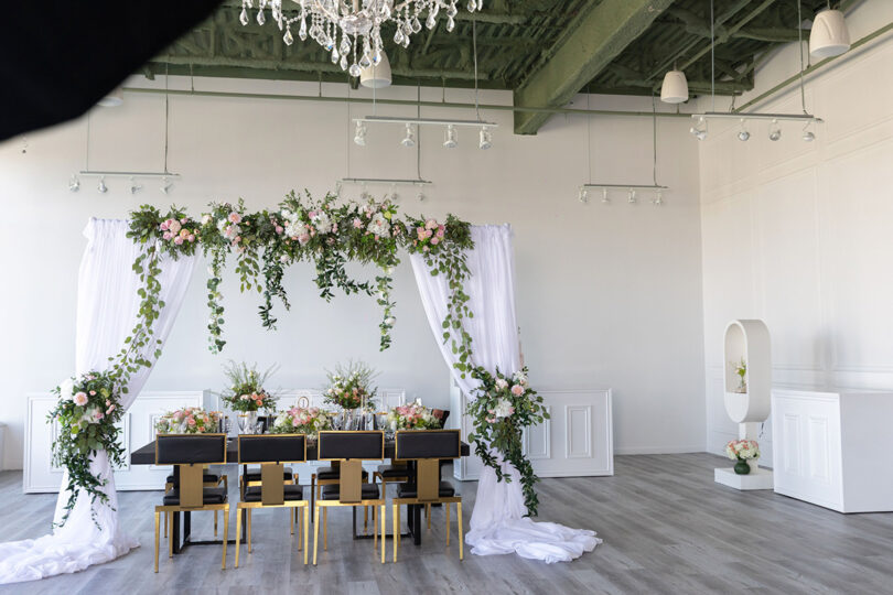 Garden wedding table vibes