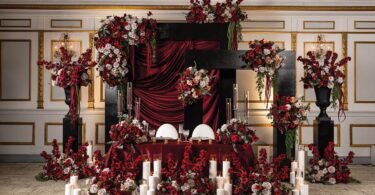 stunning red and black wedding decor