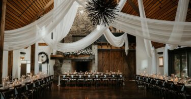 rustic wedding theme