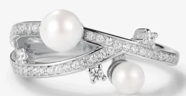 pear engagement ring