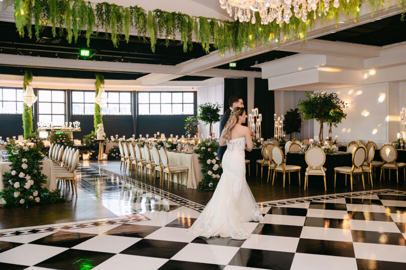 stunning tuscan wedding