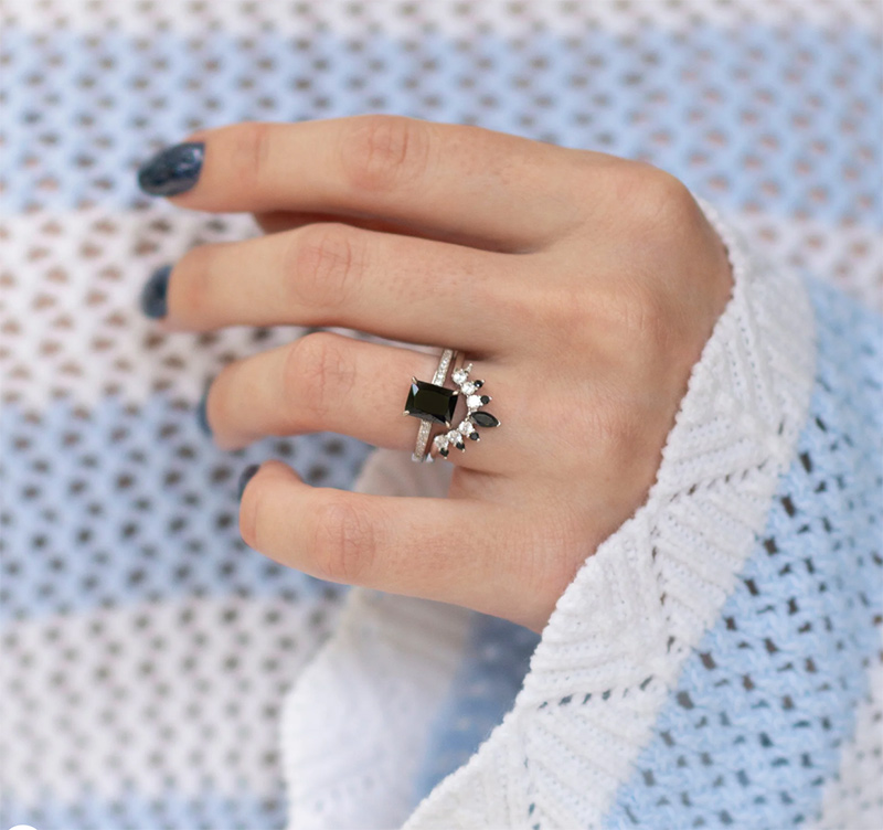 A-black-onyx-engagement-ring-3 A black onyx engagement ring
