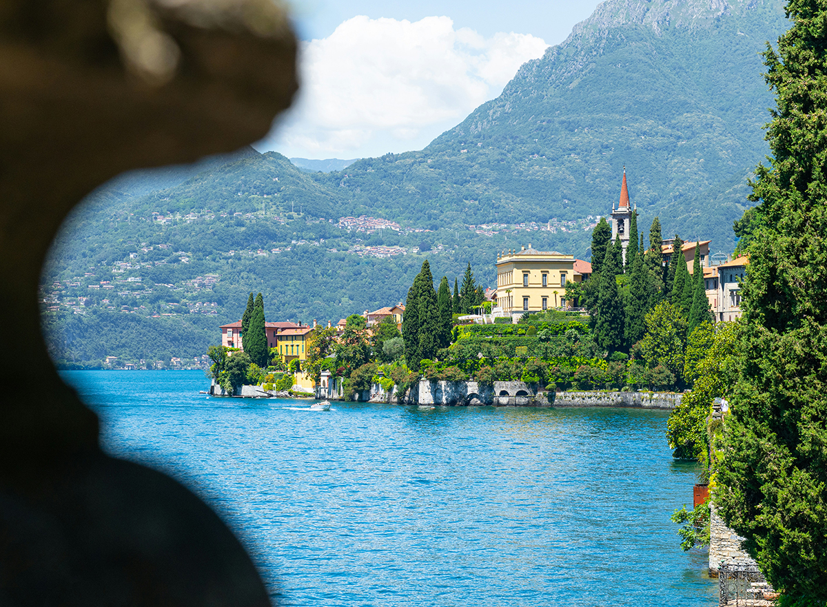 sarah-smith-GGkMxbf8v3k-unsplash lake como