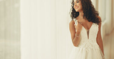 curly hair brides